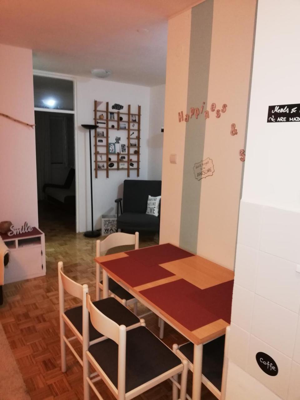 Ada Milipe Apartman Belgrád Kültér fotó
